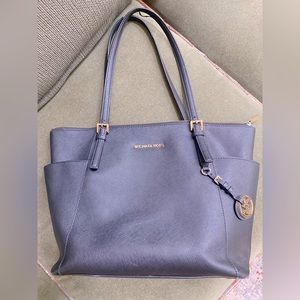 Michael Koss travel tote bag
